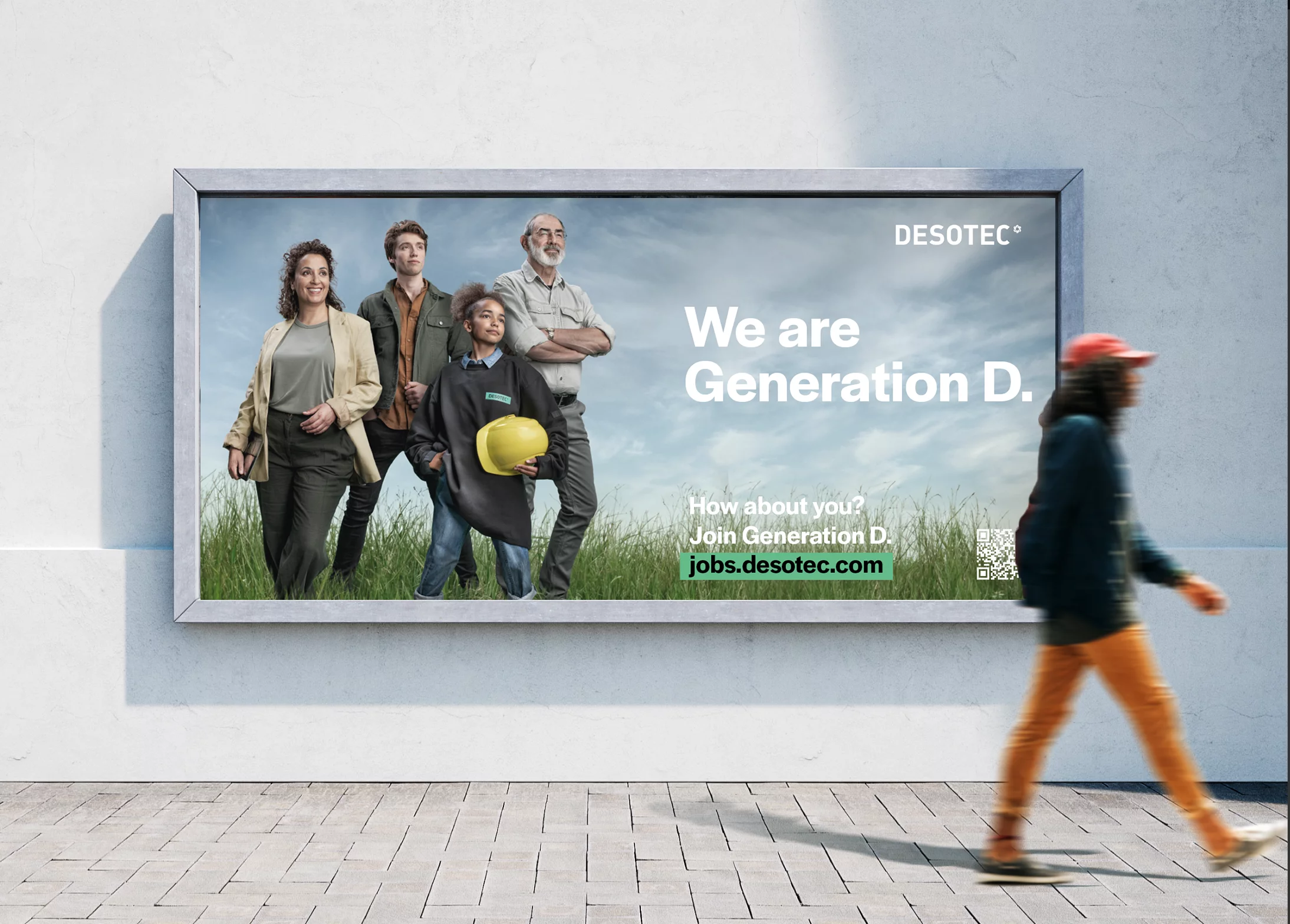 Billboard voor een rekruteringscampagne van Desotec met een dynamische collage van werknemers van verschillende generaties
